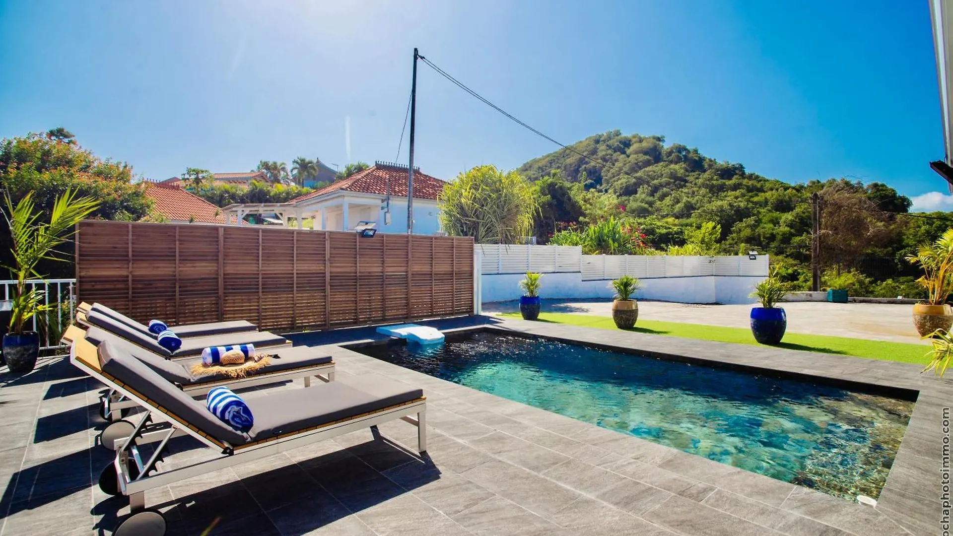 Villa Tropic Hirondelle - Piscine Vue Mer Le François 0*,