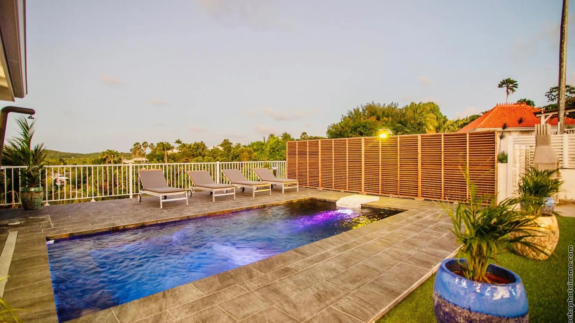 Semesterbostad Villa Tropic Hirondelle - Piscine Vue Mer Le François